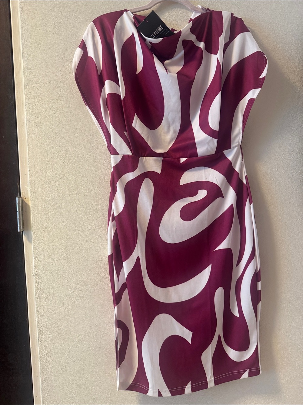 Stylewe Burgundy & White Abstract Print Midi Dress